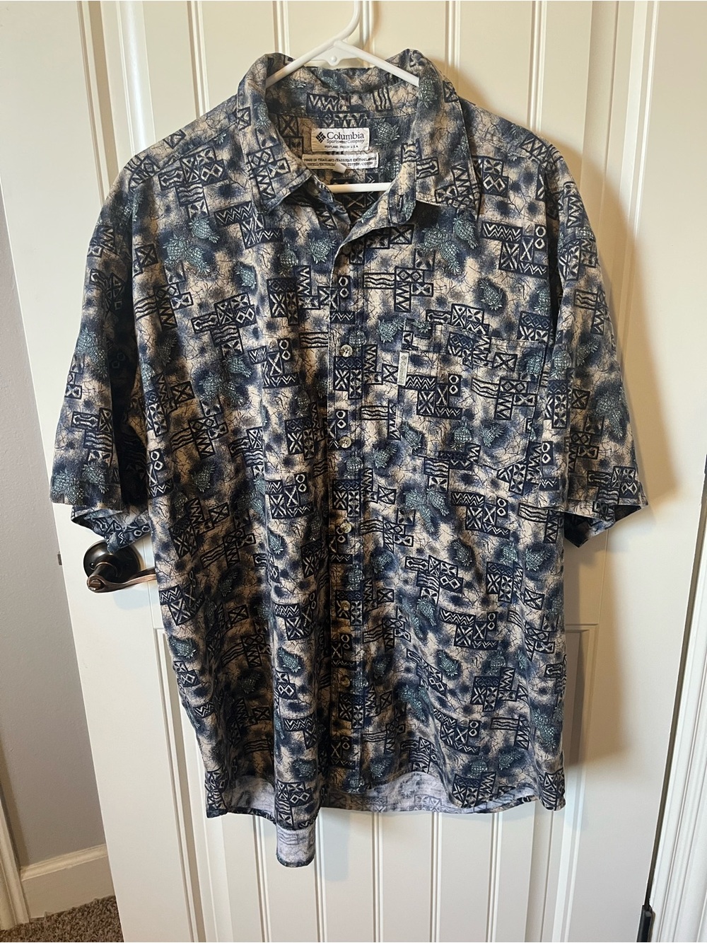 Columbia Men’s Short-Sleeve Button-Up Shirt — Navy and Gray Abstract Print